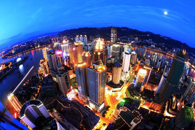 1200px-Chongqing_Night_Yuzhong
