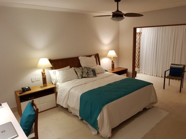 49790889_368311950599381_1649889378698264576_n (1)